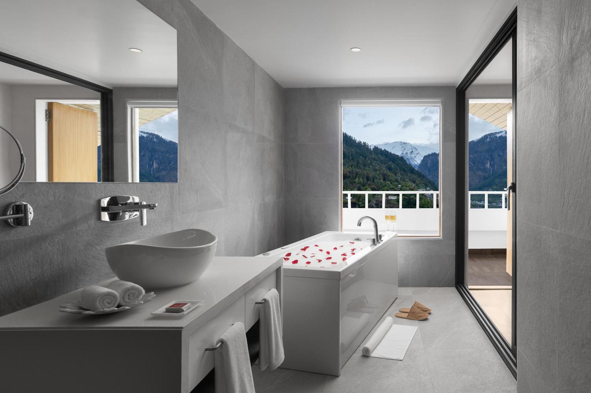 Bookmark Resorts, Manali Eksteriør billede